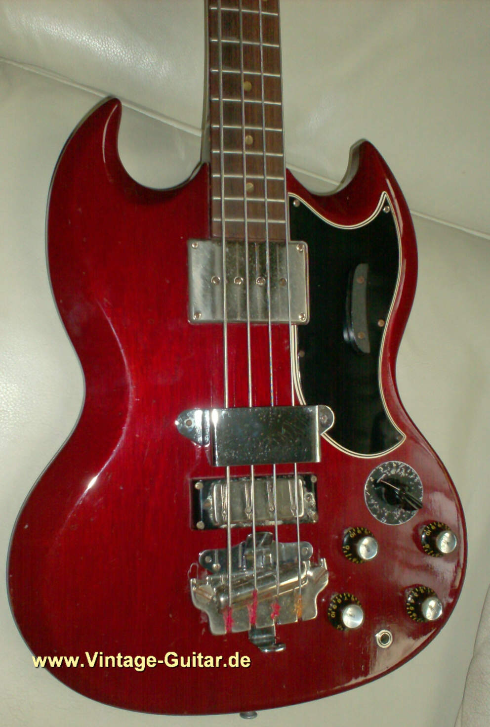 Gibson EB-3 1965-2.jpg